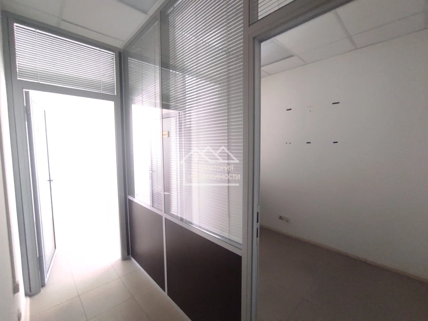 Офисное помещение 507 м² ул.Володарского 26 - миниатюра 30