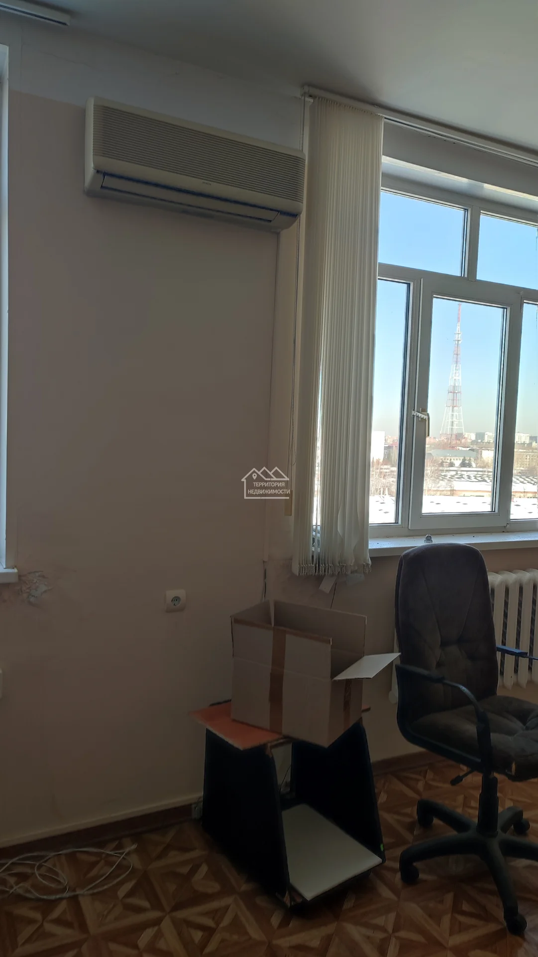 Офисное помещение 38,2м2 ул. Республики 207 - миниатюра 7