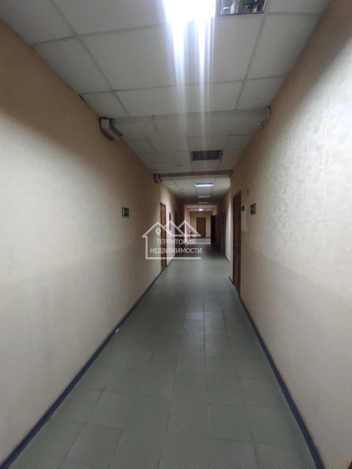 Помещение свободного назначения 19,7м2 ул. Республики 207 - миниатюра 2