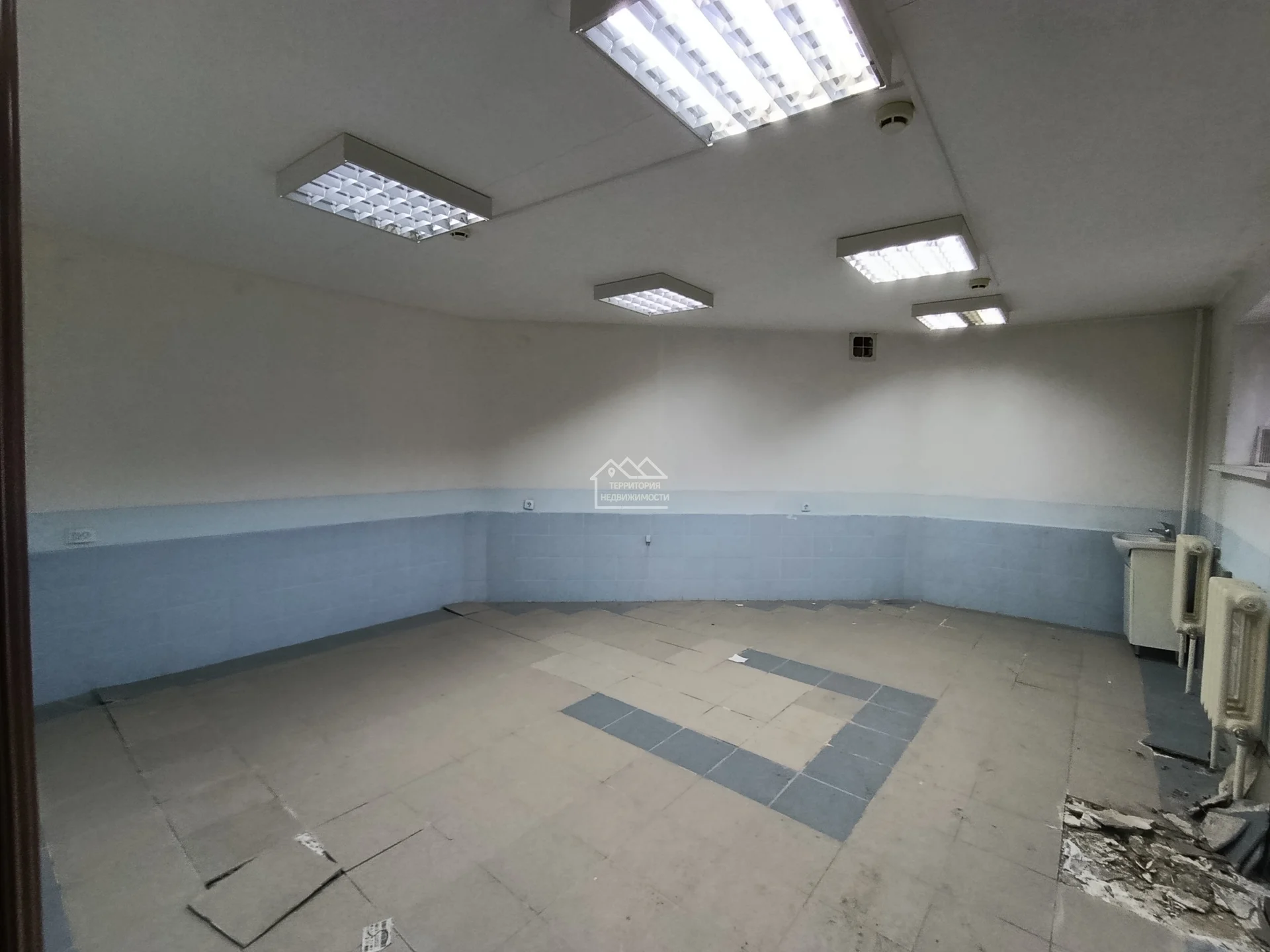 Торговое помещение, 158.2 м² Первомайская 60к1 - миниатюра 3