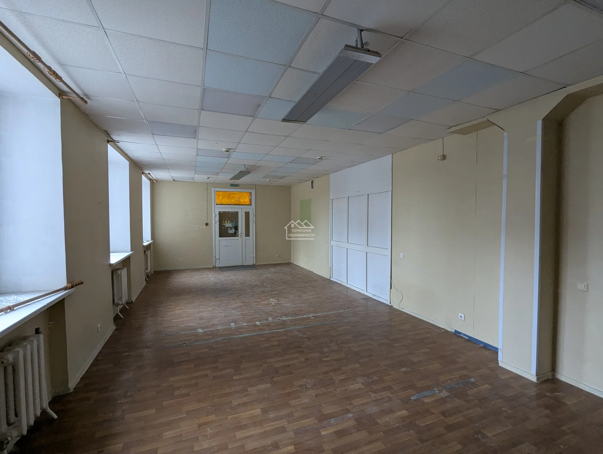 Торговое помещение, 57 м² Первомайская 60к1 - миниатюра 2
