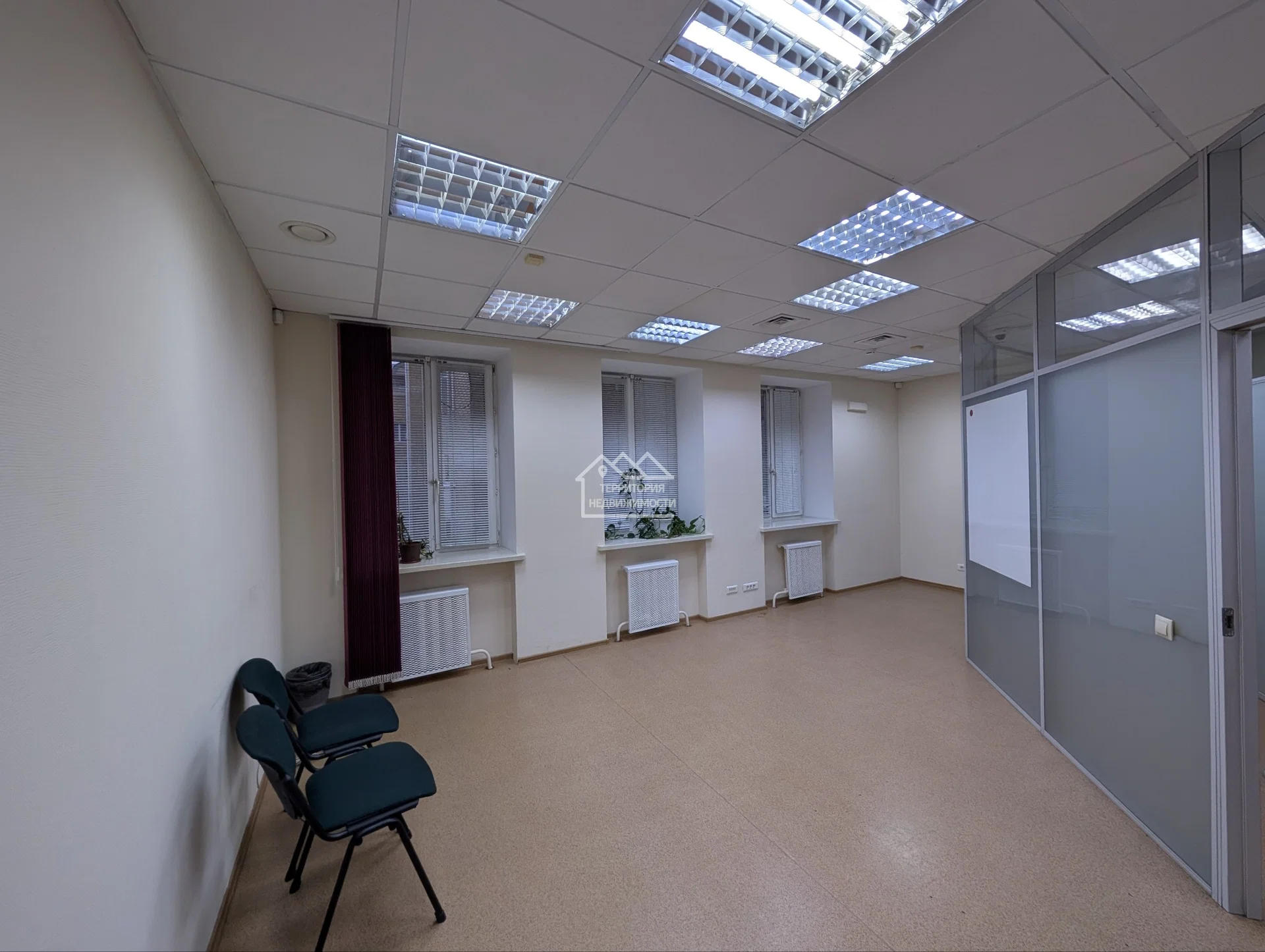 Офис, 22.3м²  ул.Республики 14/7 - миниатюра 3