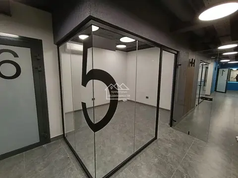 Офисное помещение 10.4м²ул.50лет Октября 88