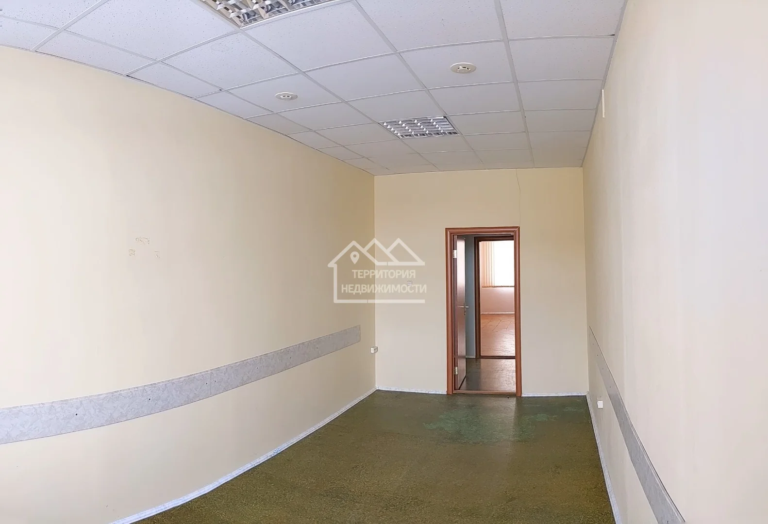 Офисное помещение 18,2 кв.м ул. Республики 207 - миниатюра 4