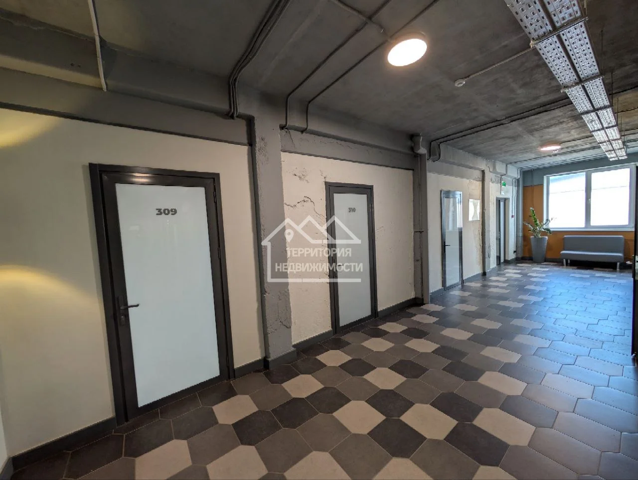Офисное помещение, 18 м² ул.Ставропольская 101 с3 - миниатюра 4