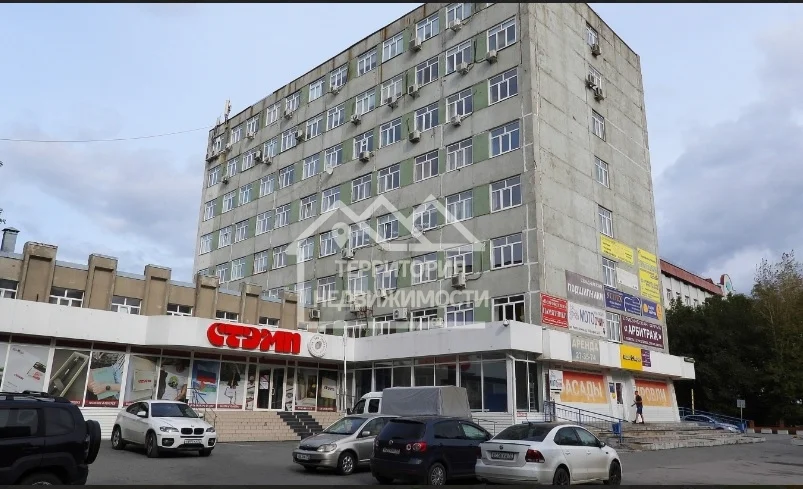 Офисные помещения 17,6 м2 ул. Республики 207 - изображение 1