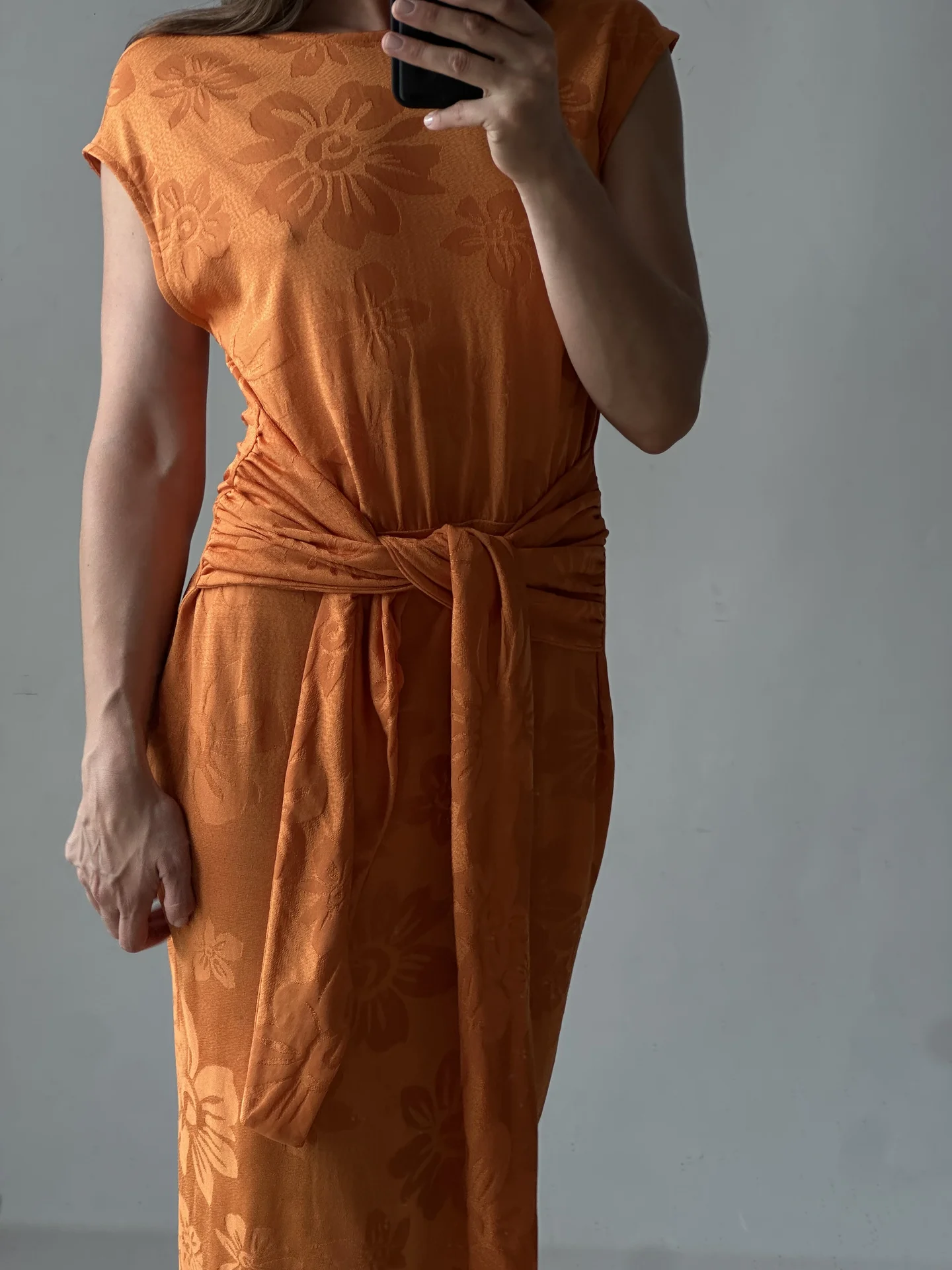 ZARA Трикотажное платье макси с поясом - миниатюра 4
