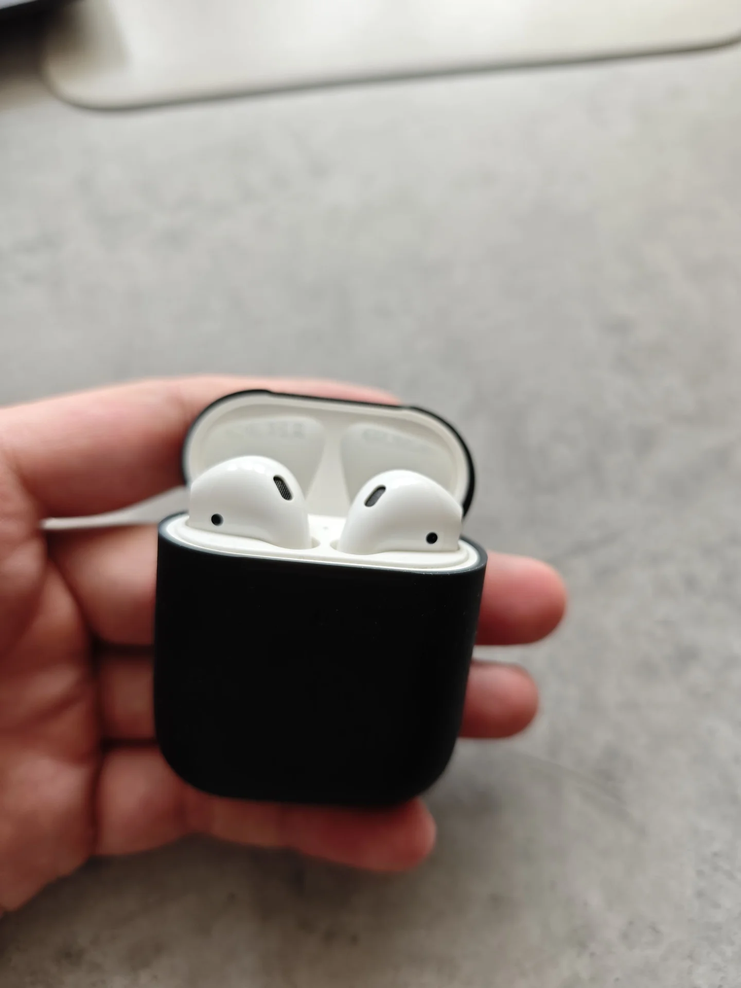 Airpods 2 оригинальные - миниатюра 2