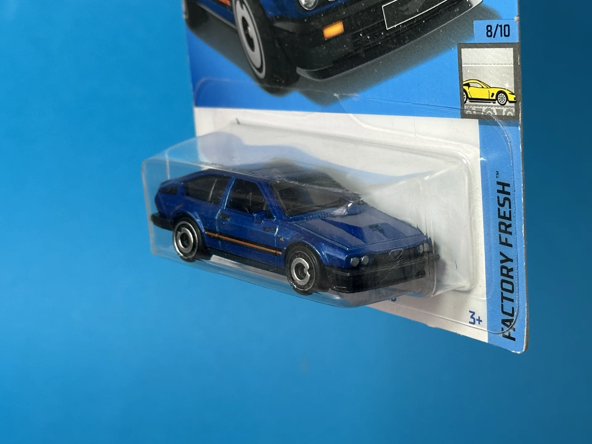 HOT WHEELS ALFA ROMEO GTV6 3.0 - миниатюра 2