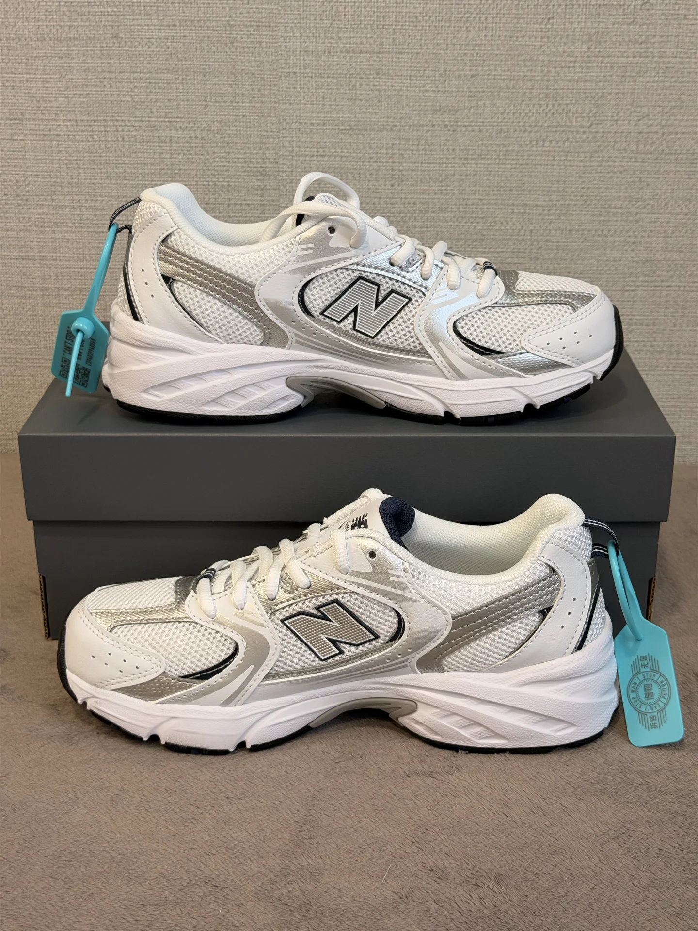 New Balance 530 White/Navy | Оригинал - миниатюра 2