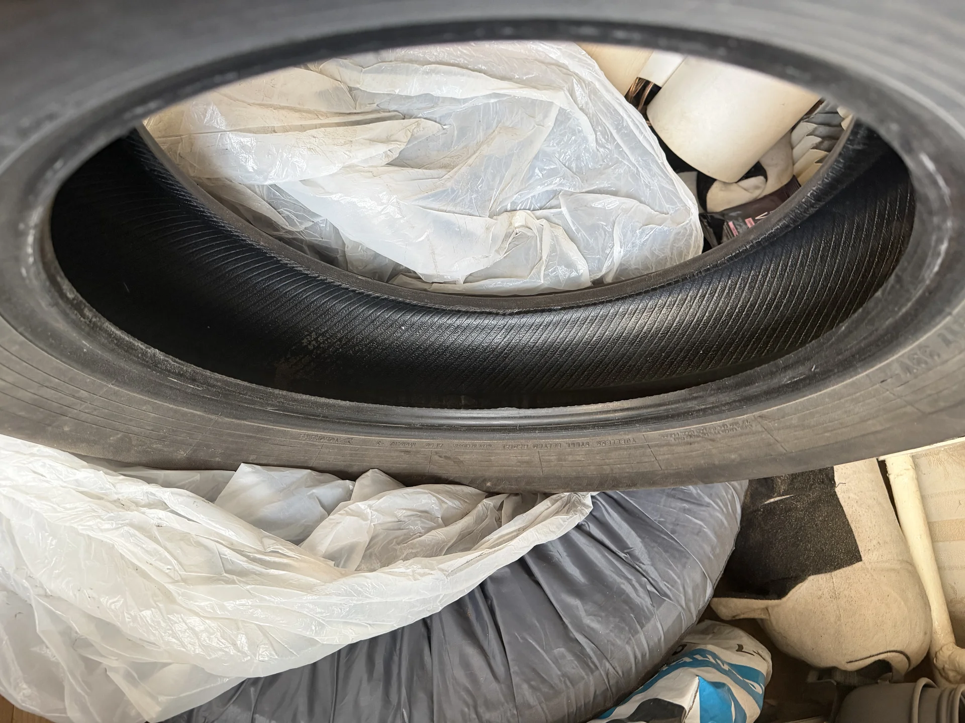 yokohama bluearth ae50 215/65r17 - миниатюра 6