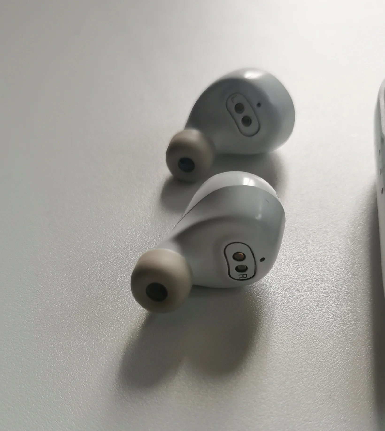 Беспроводные наушники JBL - миниатюра 3