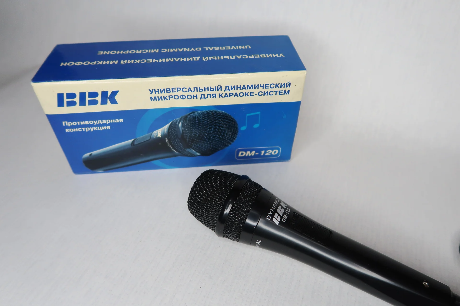 Универсальный динамический микрофон BBK DM-120 - миниатюра 2