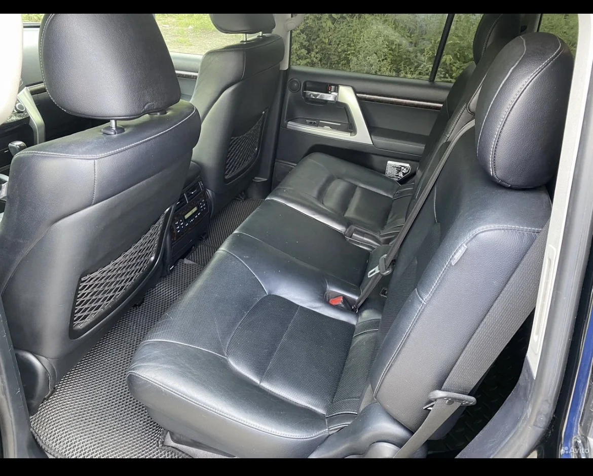 Toyota Land Cruiser 4.6 AT 2014 - миниатюра 5