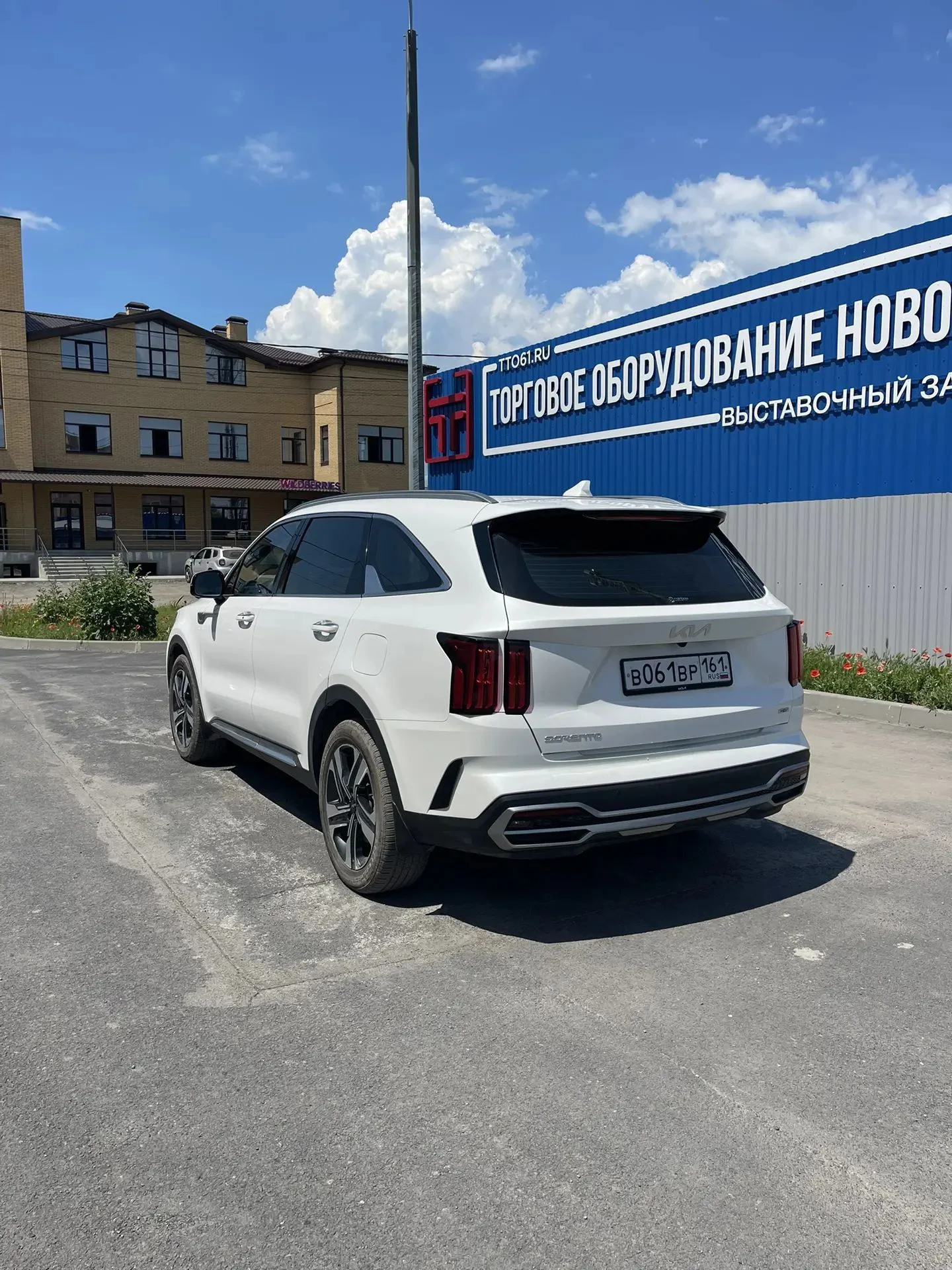 kia Sorento 2022 - миниатюра 3