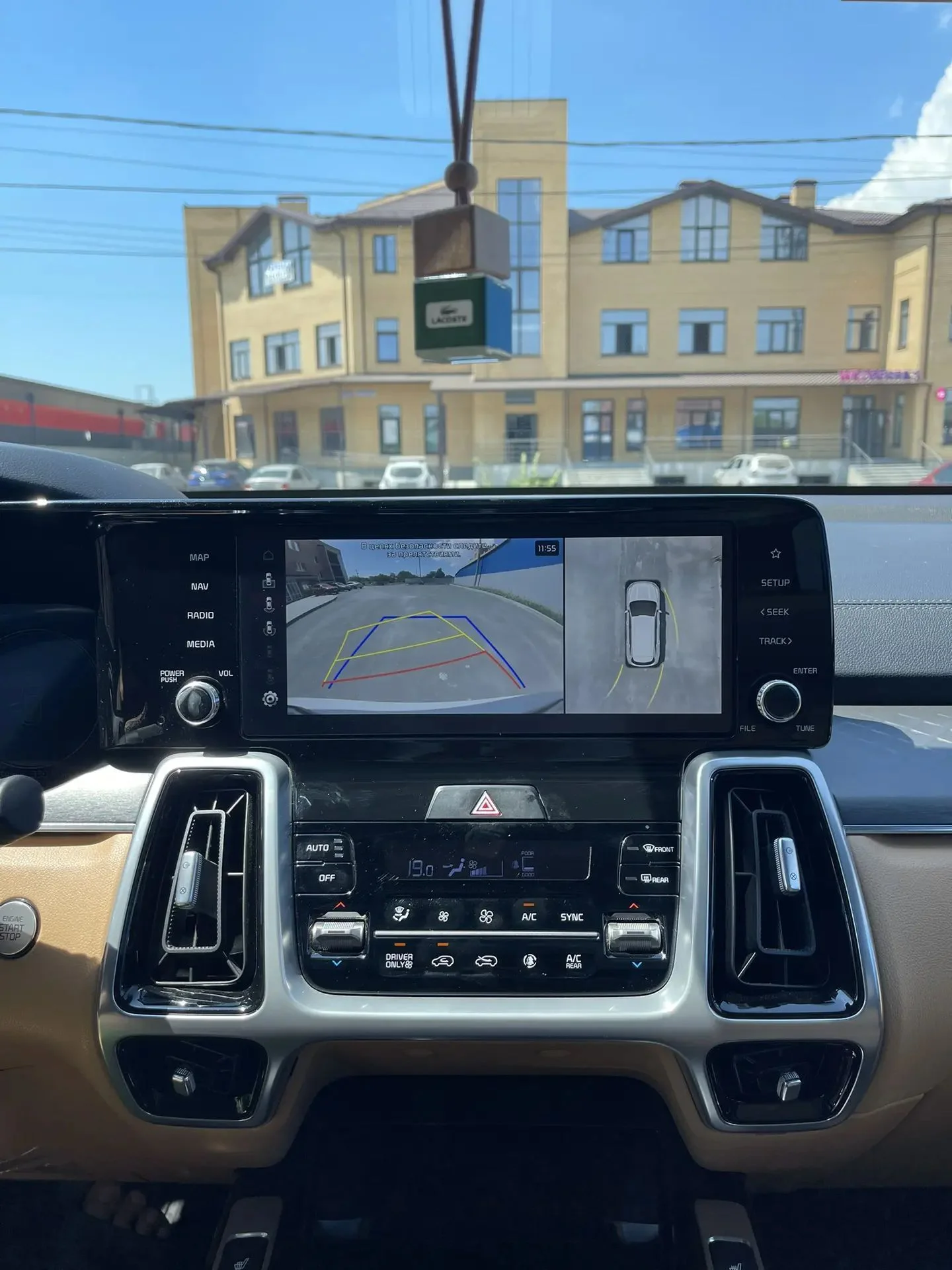 kia Sorento 2022 - миниатюра 17