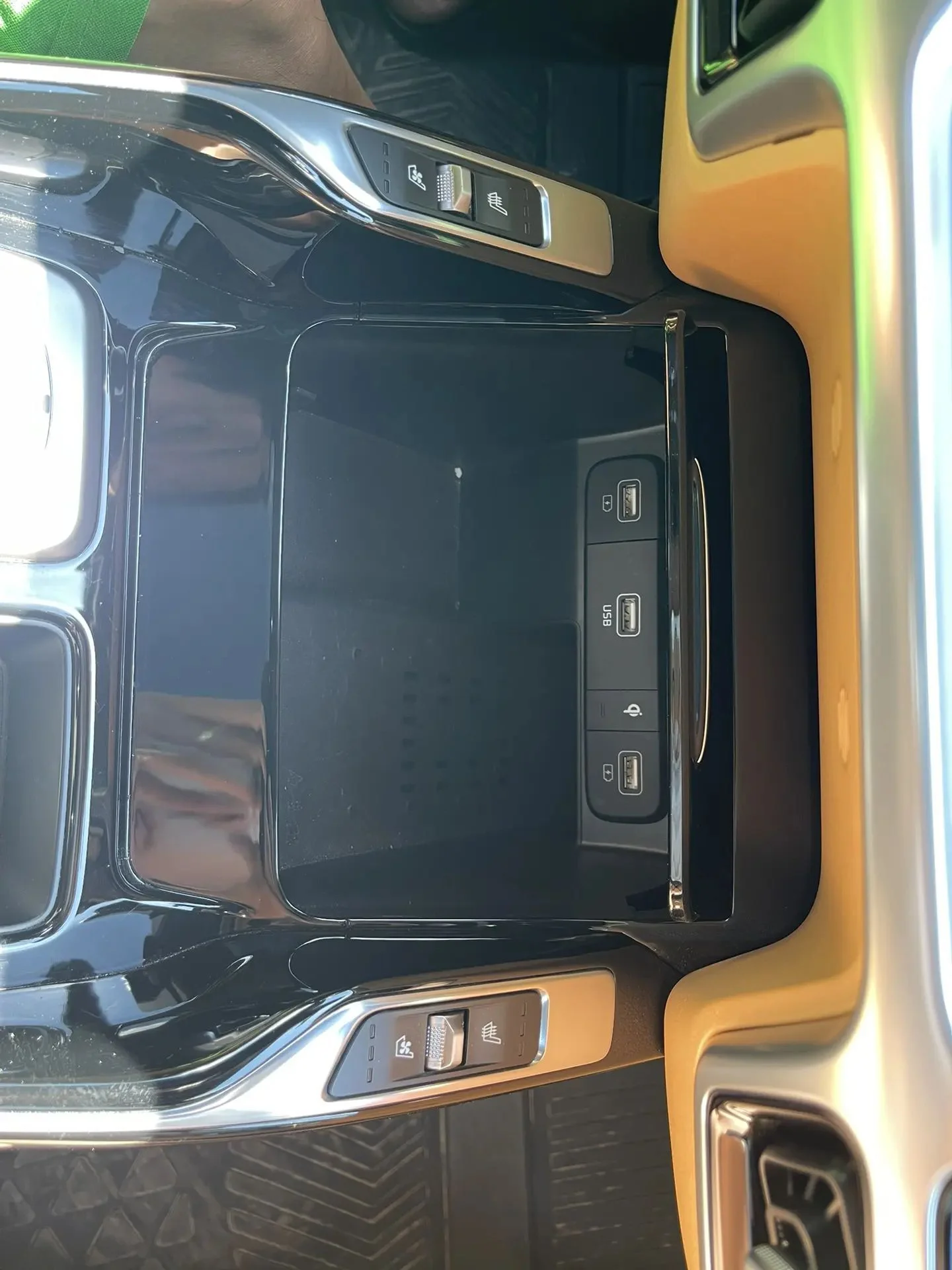 kia Sorento 2022 - миниатюра 24