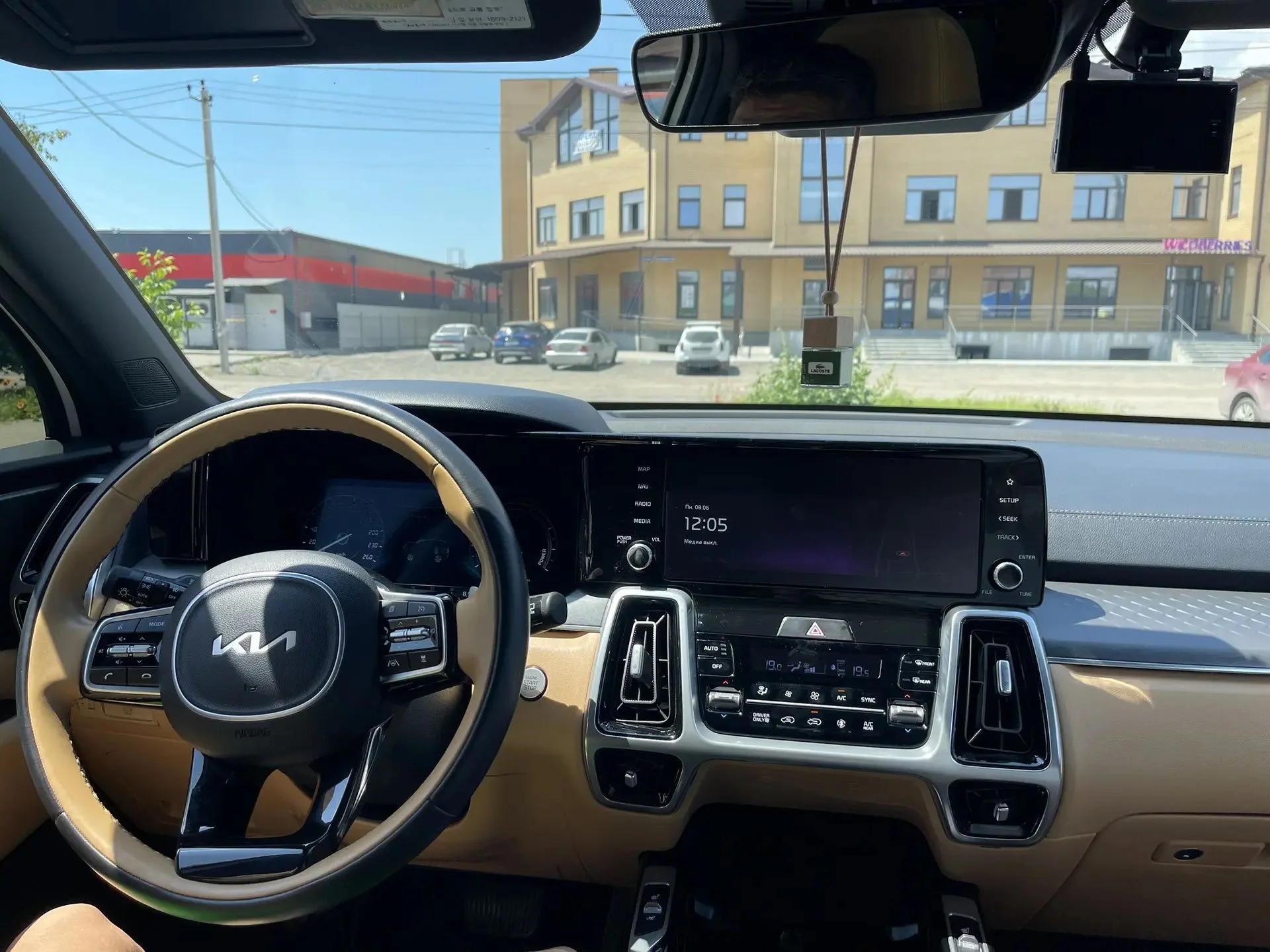 kia Sorento 2022 - миниатюра 25