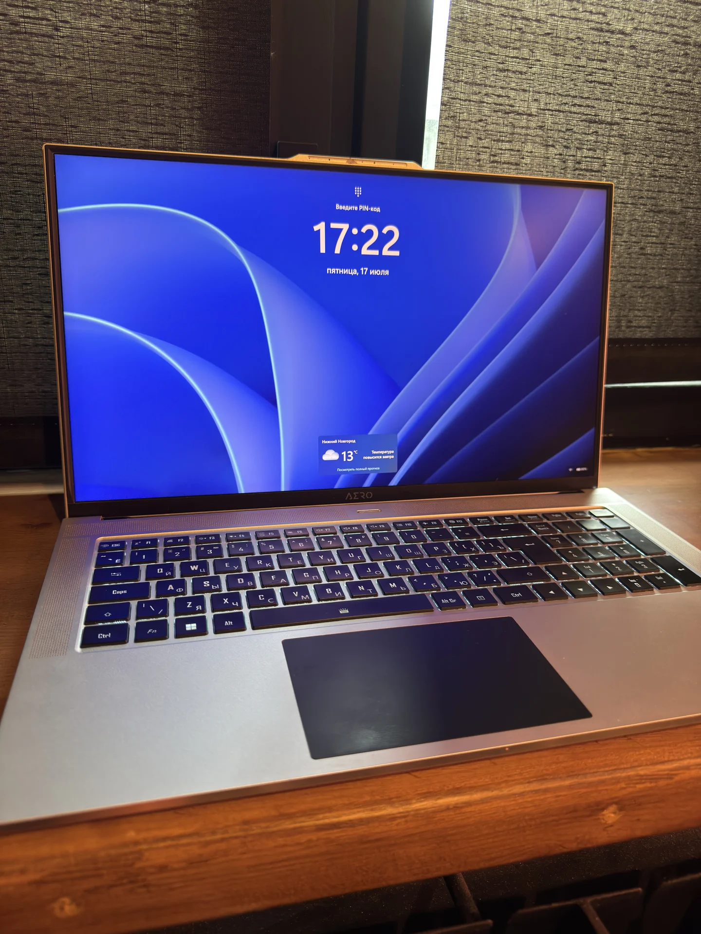 ноутбук Gigabyte aero 17 xe 5 - изображение 1