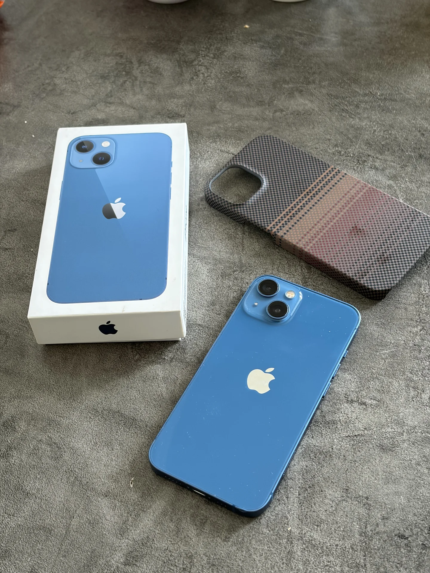 iPhone 13 - миниатюра 2