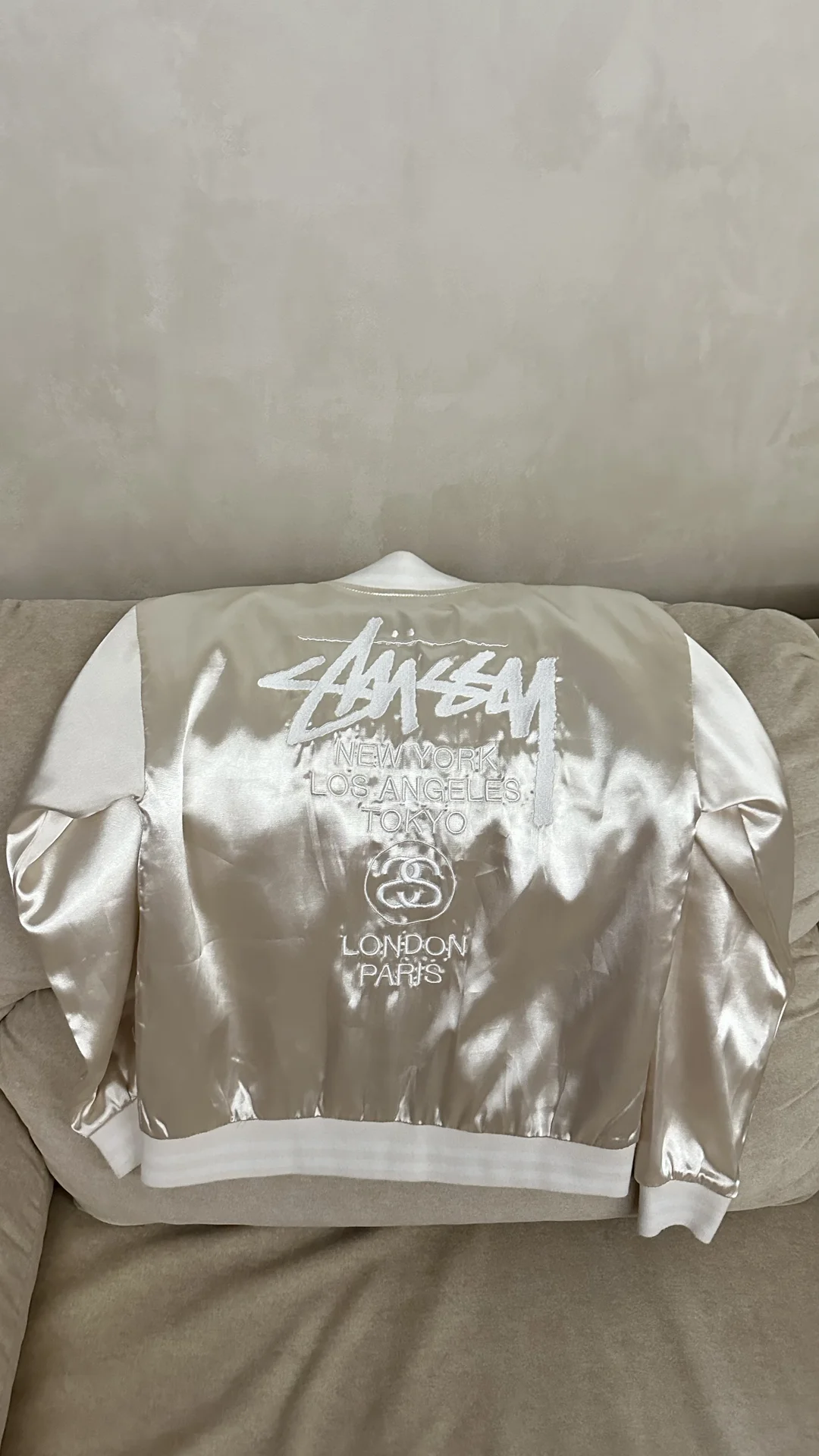 Бомбер Stüssy сатиновый кремовый S - миниатюра 3