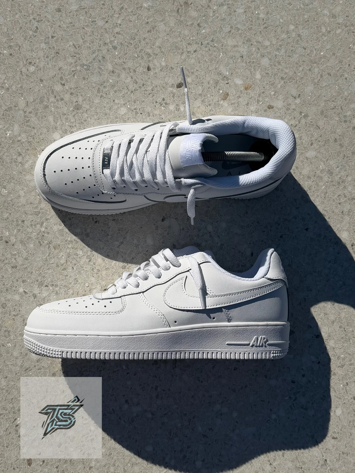 NIKE AIR FORCE “WHITE” - изображение 1