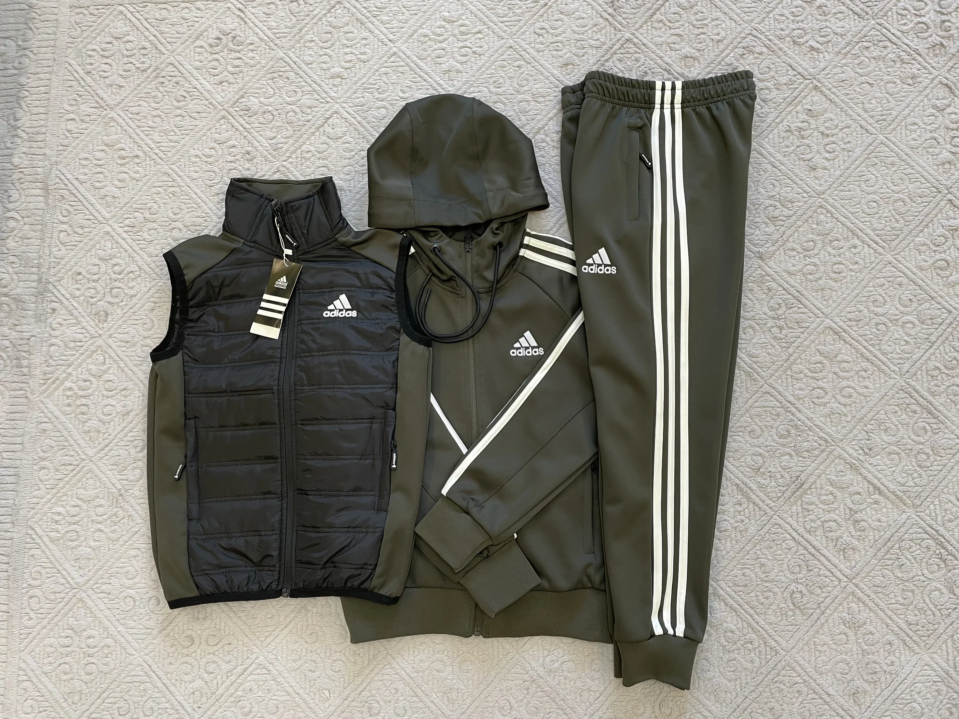 Спортивный костюм Adidas тройка для подростка - изображение 1