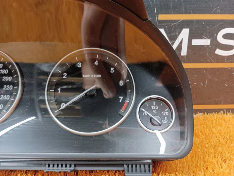 Щиток приборов BMW X3 F25 N52B30A 2011 - миниатюра 2