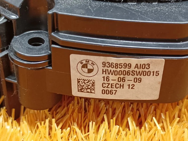 Блок подрулевых переключателей BMW X1 F48 B47C20A - миниатюра 9