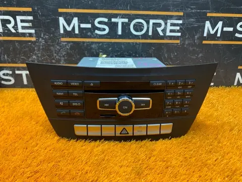 Магнитола Mercedes-Benz C-Class W204 271.820 2013