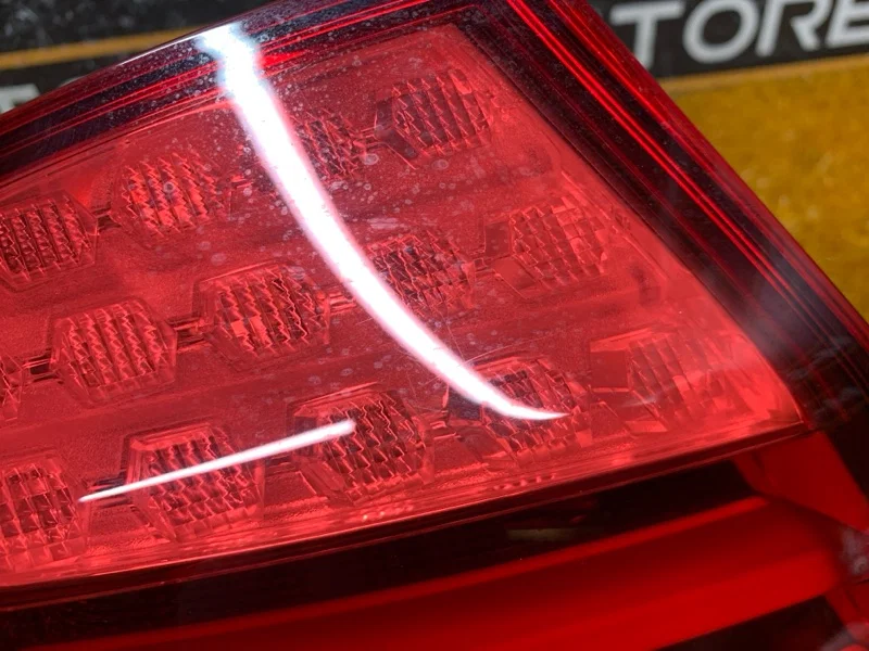 Фонарь задний левый BMW 5-Series F10 N52B30A 2010 - миниатюра 6