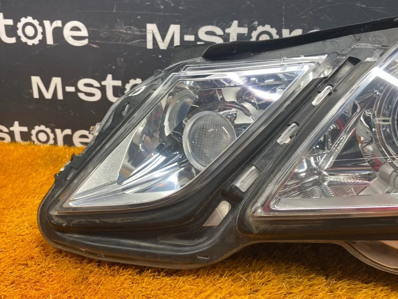 Фара левая Mercedes-Benz E-class W212 272.952 2009 - миниатюра 2