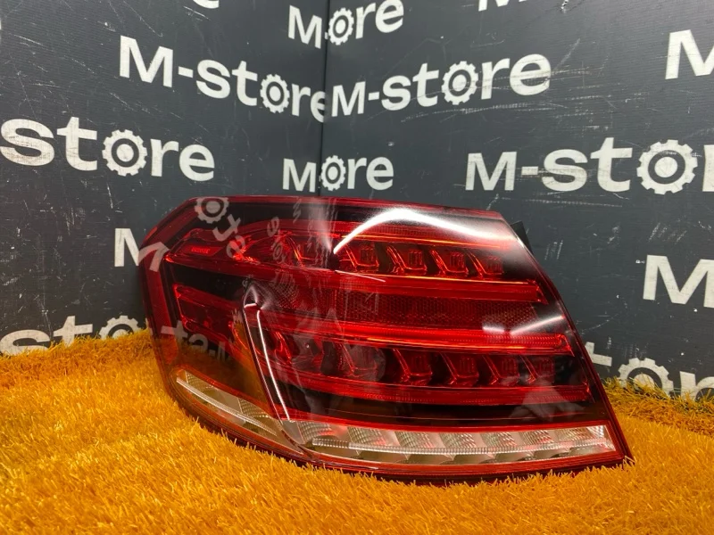 Фонарь задний левый Mercedes-Benz E-class W212 - изображение 1