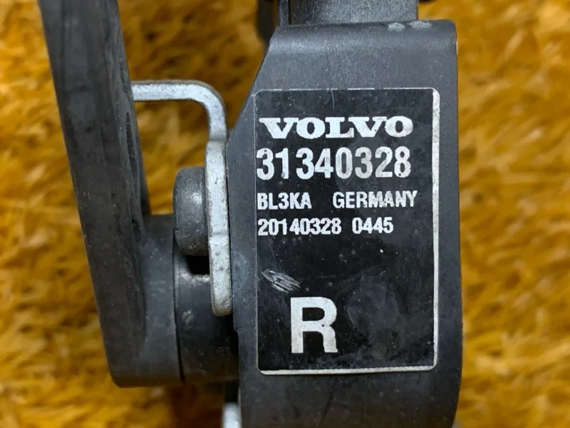 Датчик высоты дорожного просвета передний Volvo - миниатюра 5