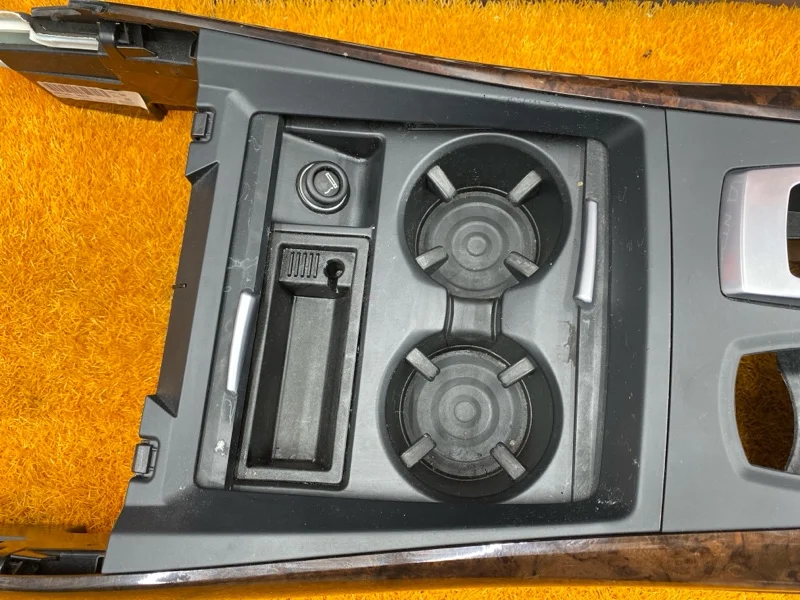 Подлокотник BMW X5 E70 N52B30A 2009 - миниатюра 10
