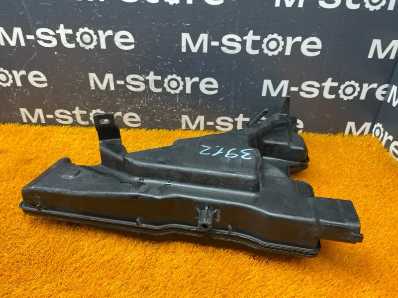 Бачок омывателя Audi A4 B9/8W CYR 2015 - миниатюра 6
