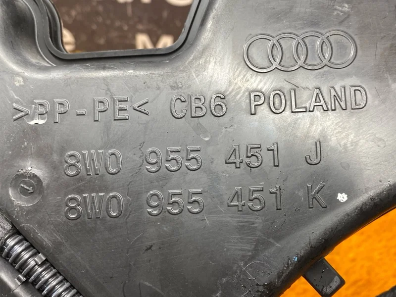 Бачок омывателя Audi A4 B9/8W CYR 2015 - миниатюра 8