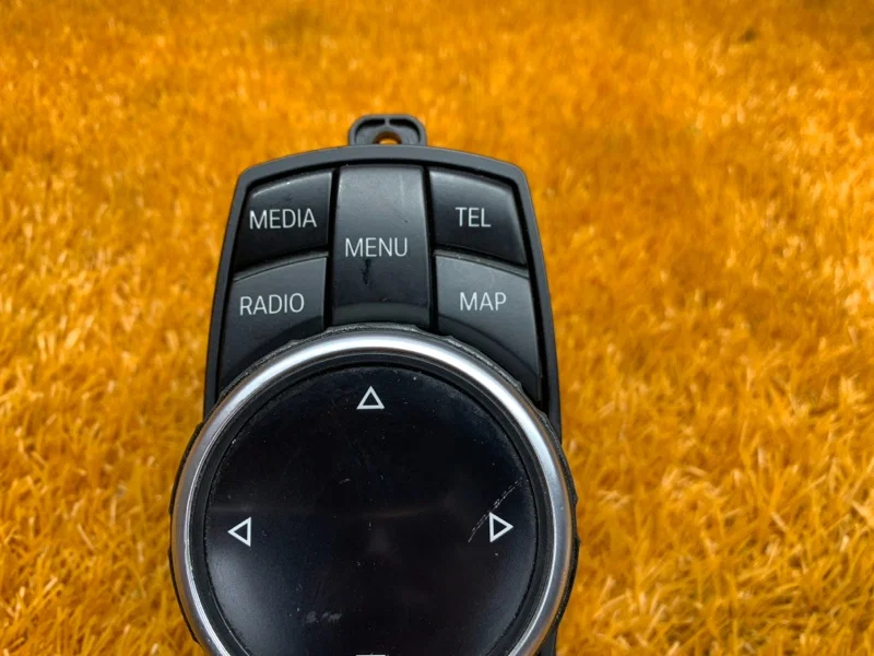 Джойстик мультимедиа BMW 3-Series F30 N20B20B 2014 - миниатюра 2