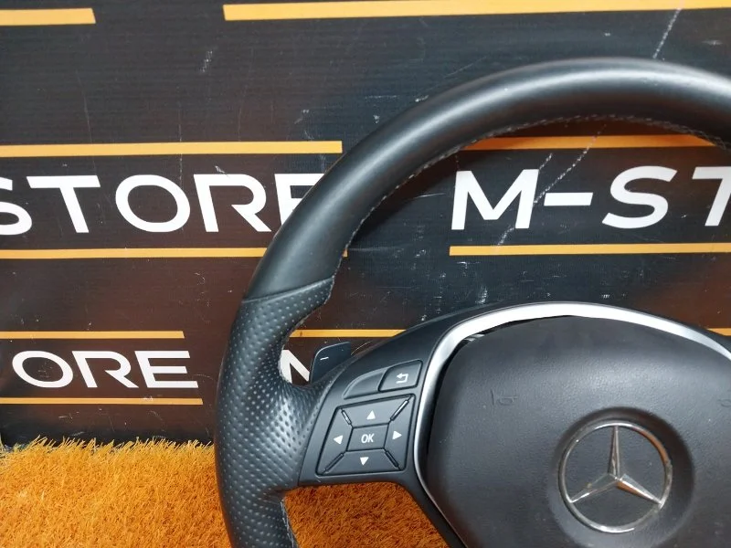 Руль Mercedes-Benz GLA-Class X156 270.920 2014 - миниатюра 2