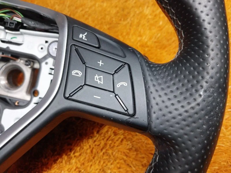 Руль Mercedes-Benz GLA-Class X156 270.920 2014 - миниатюра 5