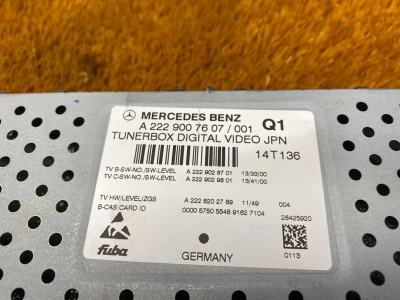 Усилитель звука Mercedes-Benz C-Class W205 274.920 - миниатюра 4