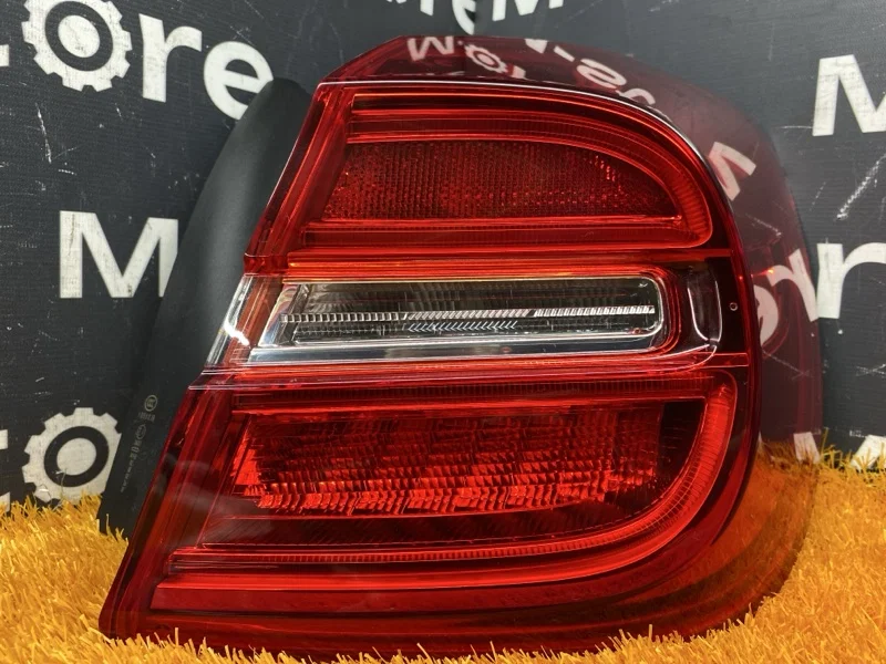 Фонарь задний правый Mercedes-Benz GLA-Class X156 - миниатюра 2