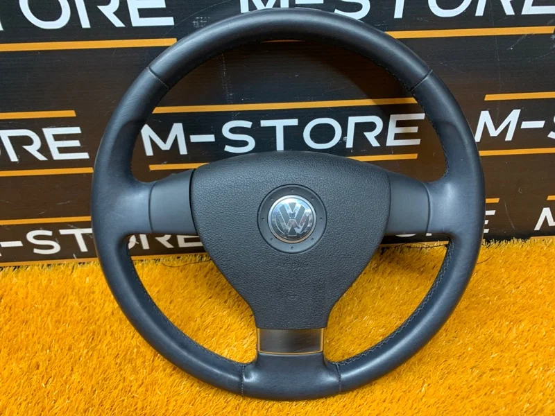 Руль Volkswagen Tiguan 5N CAW 2010 - изображение 1