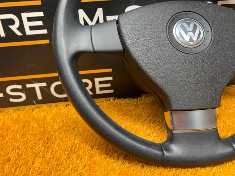 Руль Volkswagen Tiguan 5N CAW 2010 - миниатюра 4
