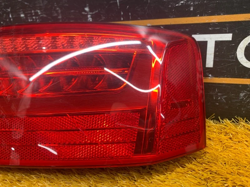 Фонарь задний правый Audi A5 8T CDN 2010 - миниатюра 2