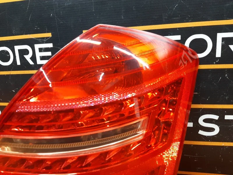 Фонарь задний правый Mercedes-Benz S-Class W221 - миниатюра 4