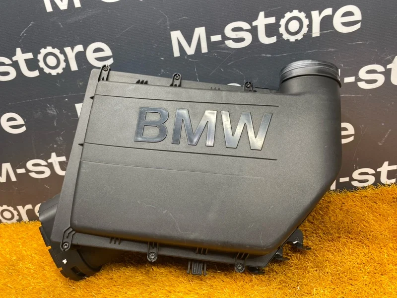 Корпус воздушного фильтра BMW 7-Series F01 N54B30A