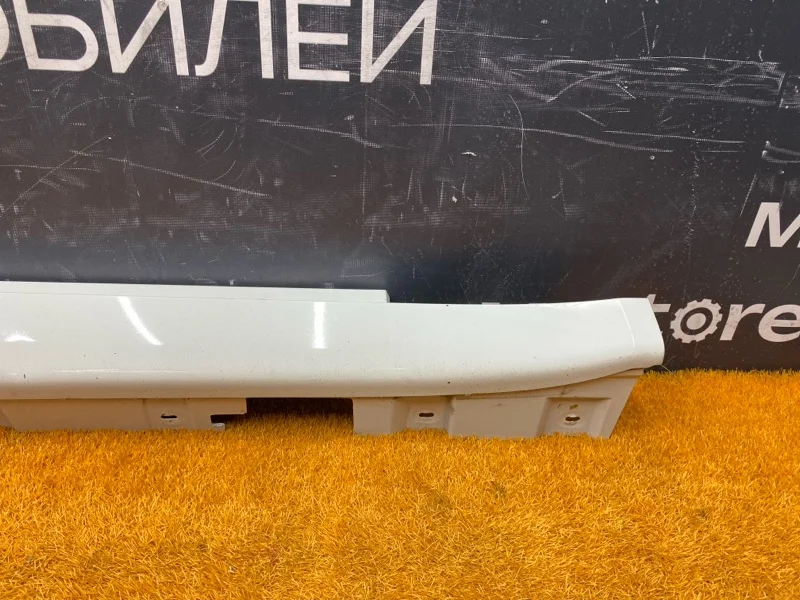 Накладка на порог правая BMW 7-Series F01 N54B30A - миниатюра 7
