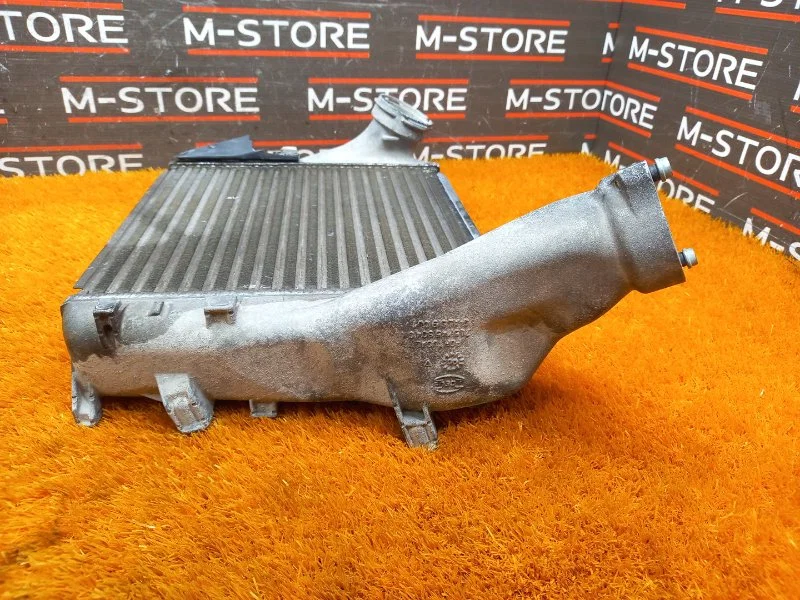 Интеркулер правый Porsche Cayenne 957 2007-2010 - миниатюра 7