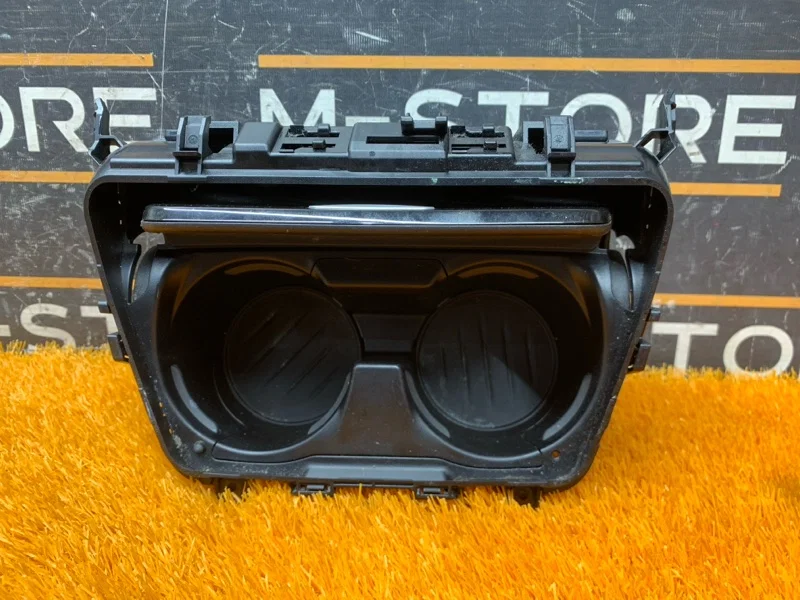 Подстаканник передний BMW 6-Series F06 N55B30A - миниатюра 4